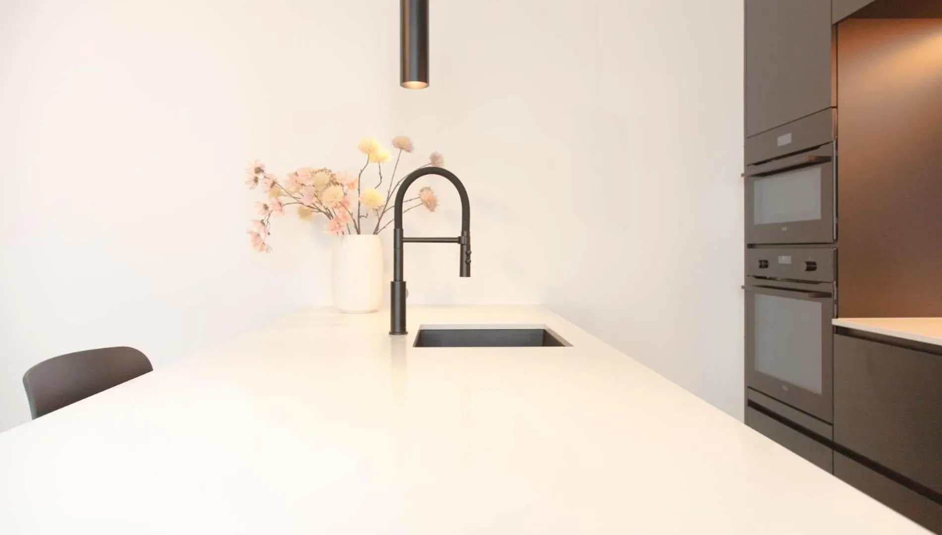 Serene Apartment In The Heart Of Antwerpen Belgien